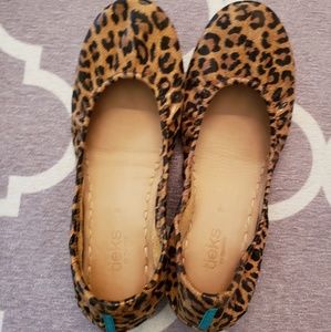 EUC leopard tieks